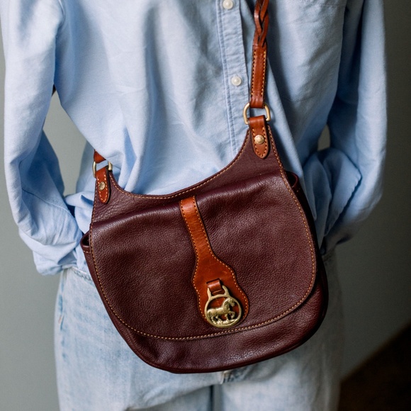 Leather Handmade Saddle Bag - Burgundy  - UNIQUE - Picture 3 of 15